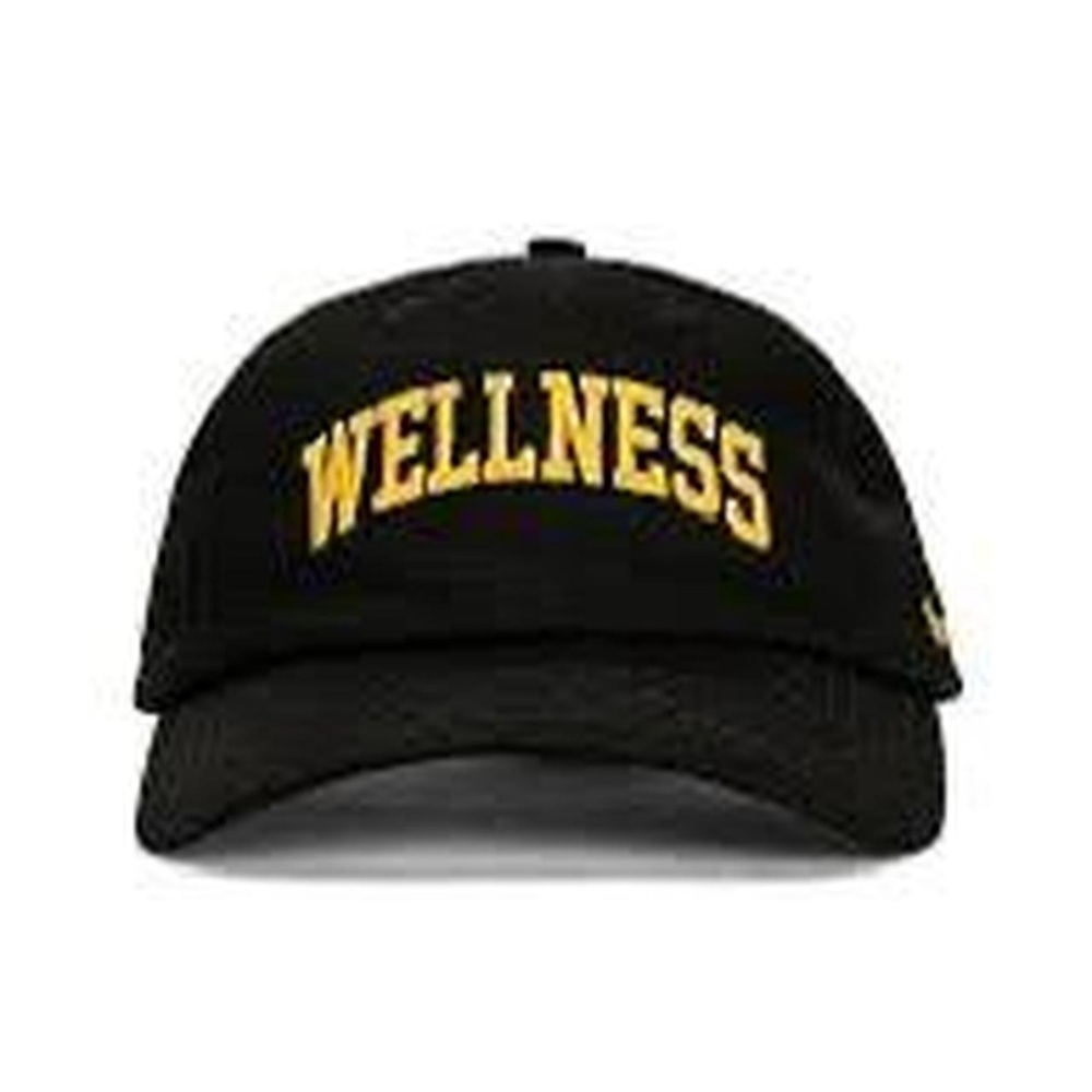Sporty and rich cap